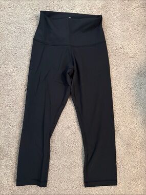 Lululemon High Waist Black Cropped Wunder Under Leggings